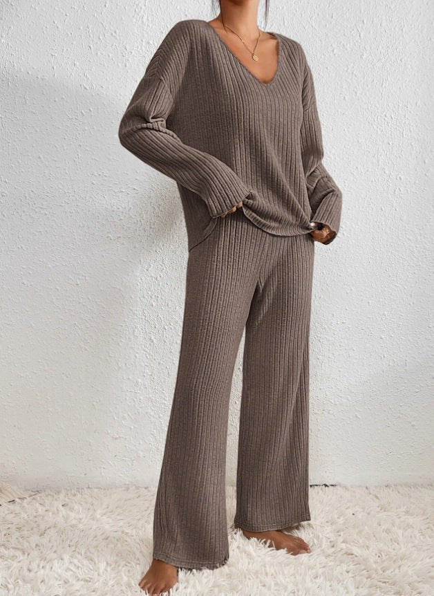 Harper women's two-piece lounge set soft breathable fabric relaxed straight-leg pants casual comfort