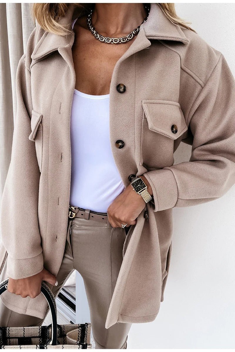 Women's oversized shacket relaxed fit with chest pockets and button closure for casual layering