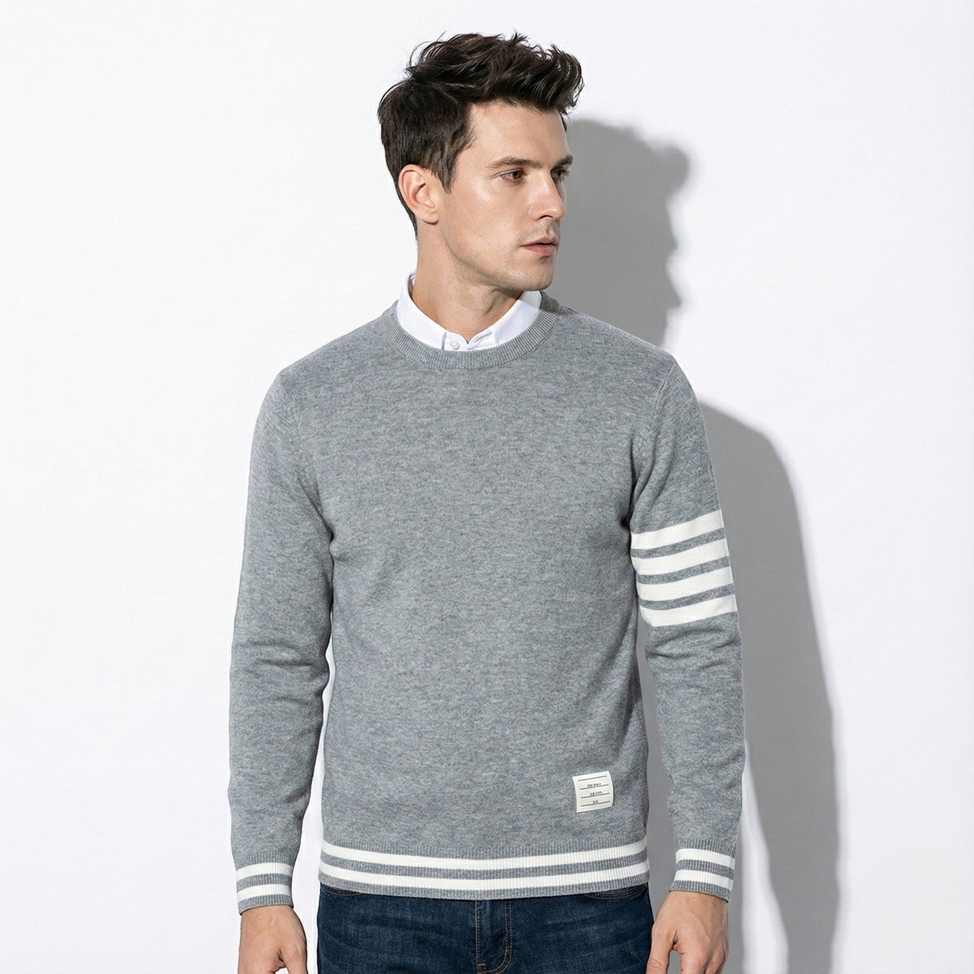 Men's cotton knit sweater with sleeve stripe pattern, regular fit, sporty minimalist style