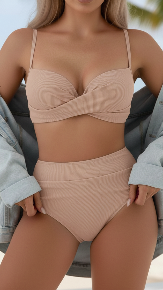 Solid color V-waist bikini set for women, body-fit polyester-spandex beachwear with flattering silhouette