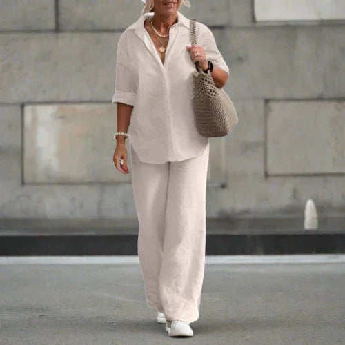 Women's chic two-piece coordinated set elegant versatile style comfort work weekend wear
