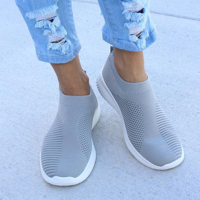 Women's slip-on orthopedic sneakers with padded sole, natural foot alignment support, and laceless comfort design