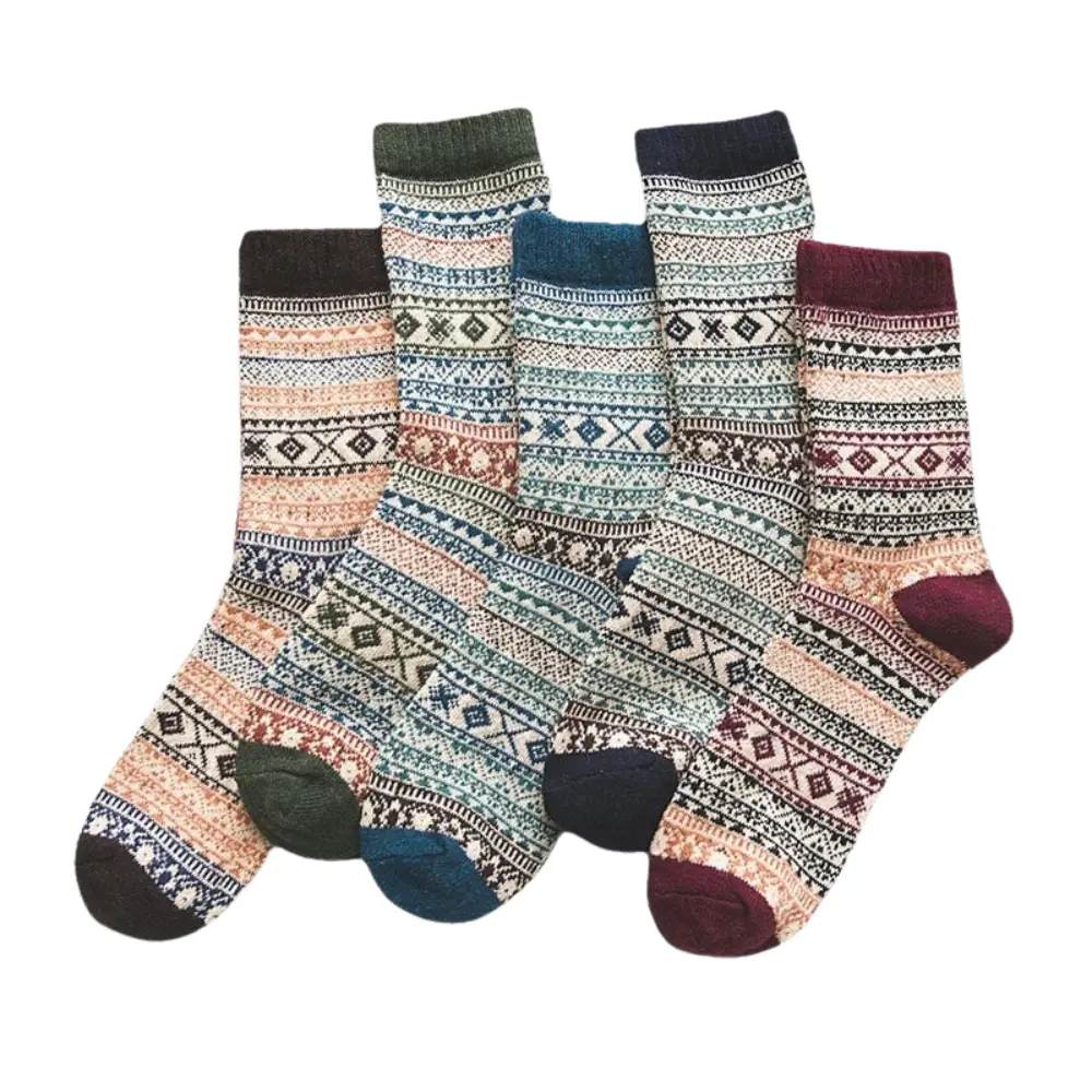 Men's thick sheep wool winter socks colorful retro pattern natural warmth cushioned cold weather