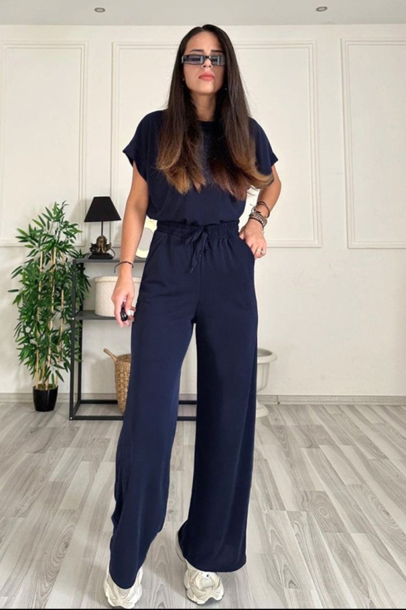 Women's round neck short sleeve top and drawstring pants loungewear set, casual two-piece coordinated outfit