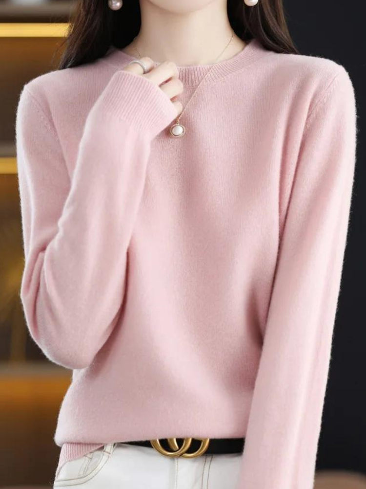 Women's Daina classic wool sweater breathable knit cozy everyday versatile timeless comfort layer