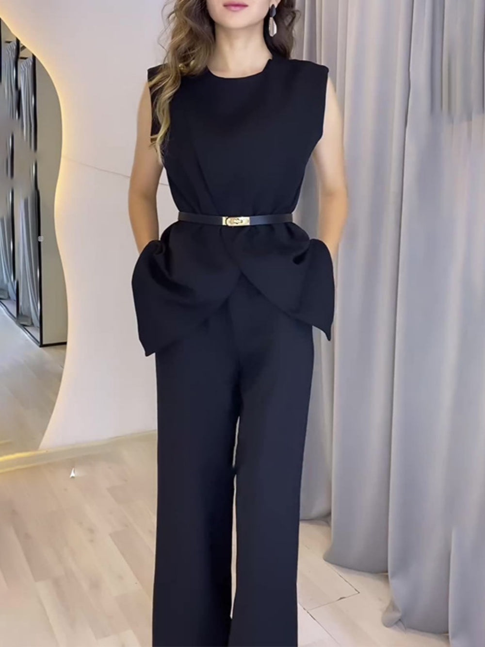 Women's sleeveless round neck top wide leg pants suit set with pockets shaping polyester