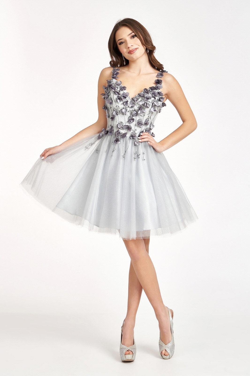 Short glitter mesh cocktail dress with floral appliques, V-neck, sequined mini silhouette for prom