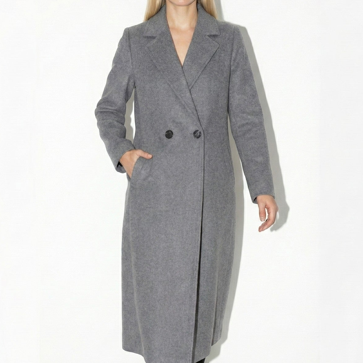 Women's long straight-cut cotton coat elegant winter silhouette refined polished style all-day comfort