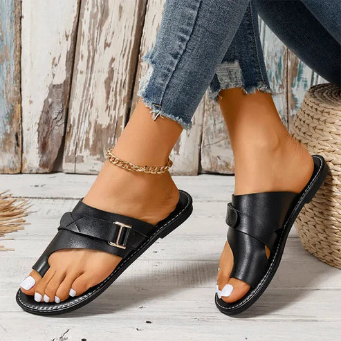 Women's Noa brown leather sandals ergonomic arch support lightweight everyday travel flat design