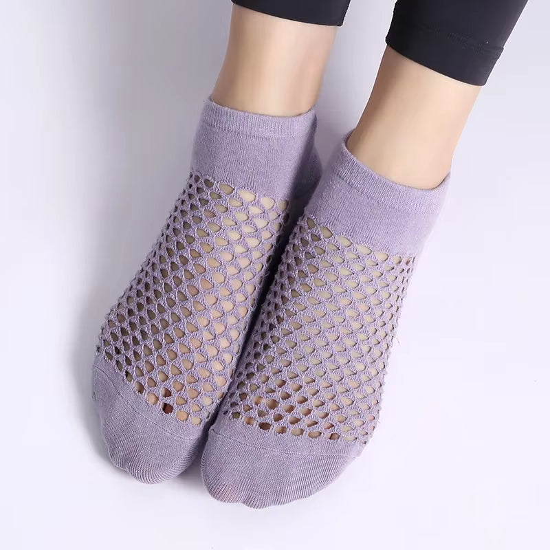 White cotton blend no-show ankle socks with breathable mesh panels and reinforced heel design