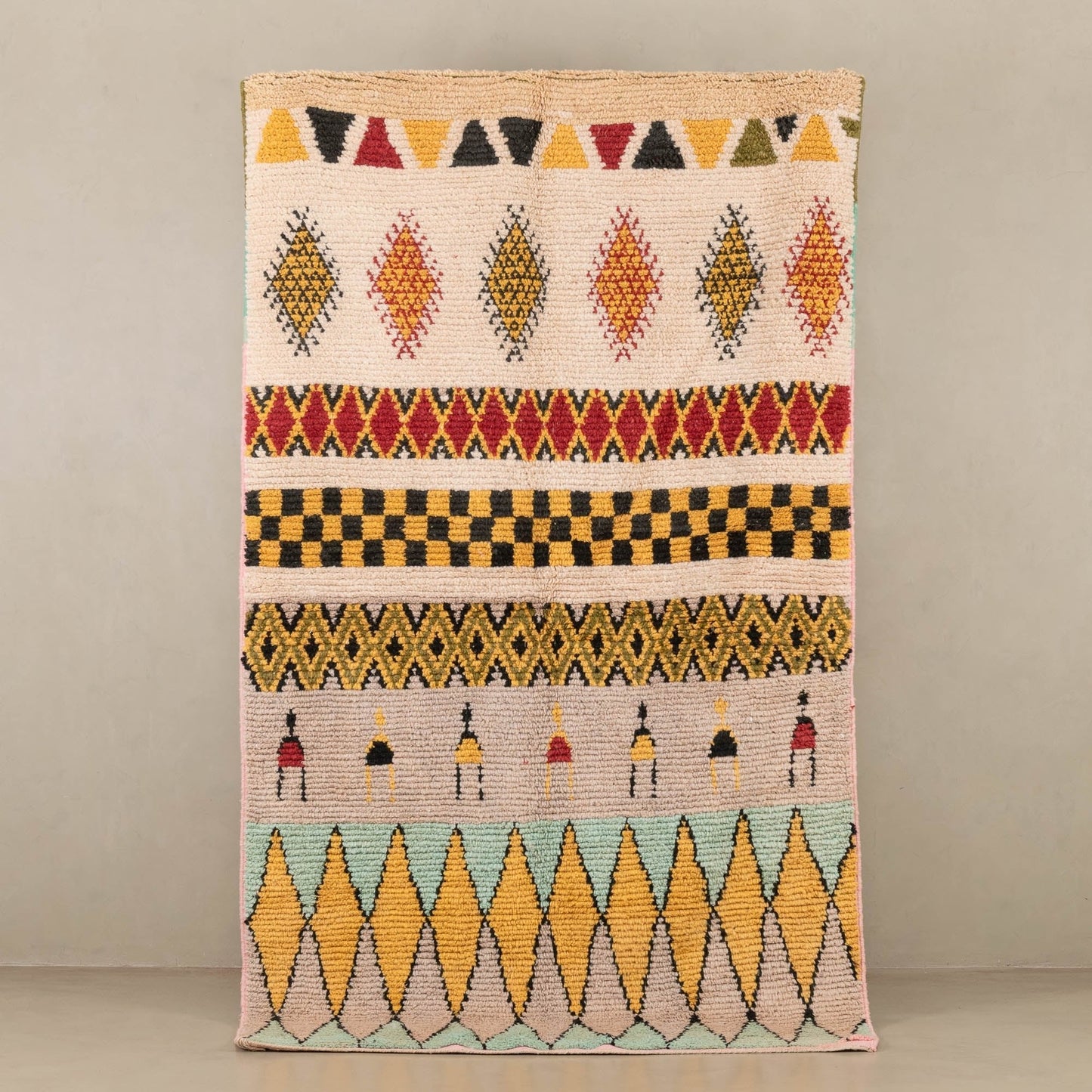 Tasnim - vintage boujad rug - Urbann-Vibe
