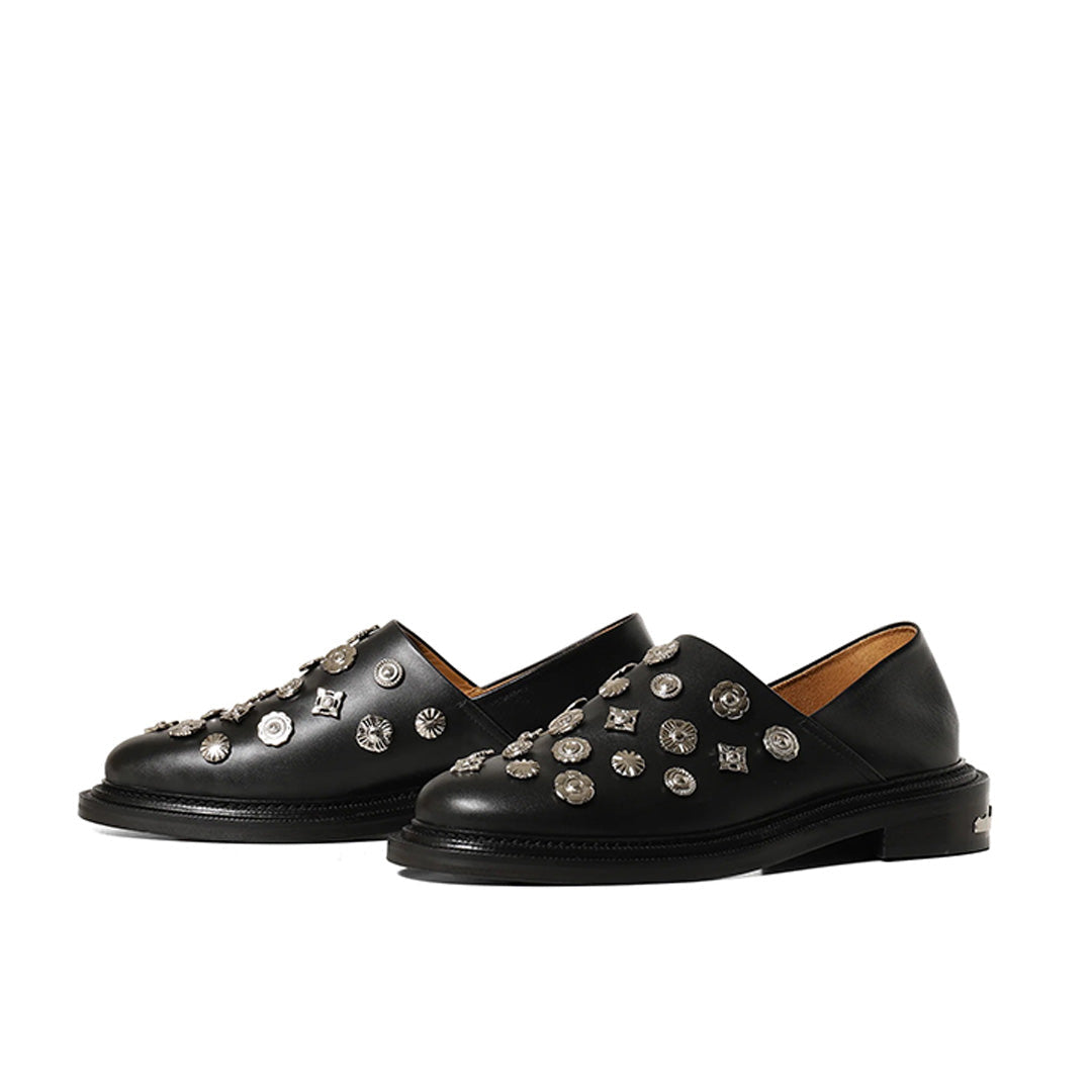 Black snake-embossed leather loafer slip-on with premium texture, modern gentleman style