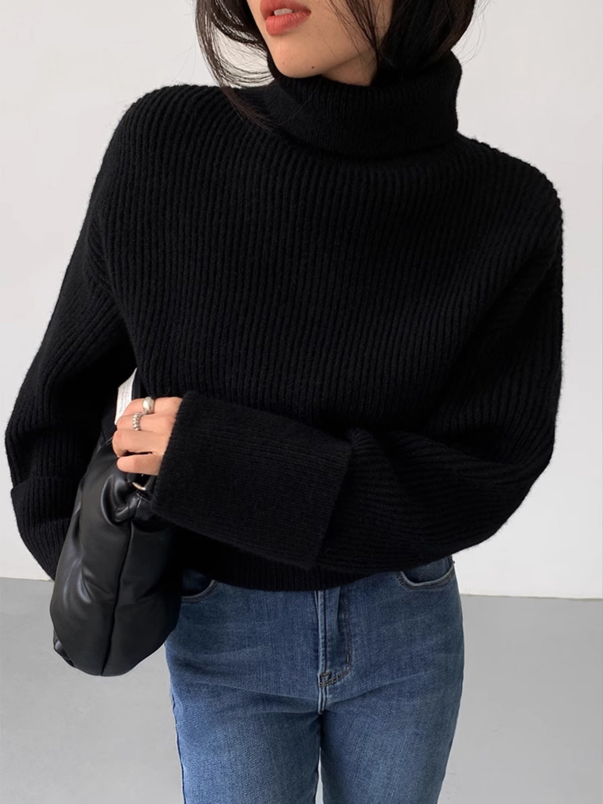 Women's ribbed turtleneck sweater, cozy high-stretch knit top in casual elegant fit