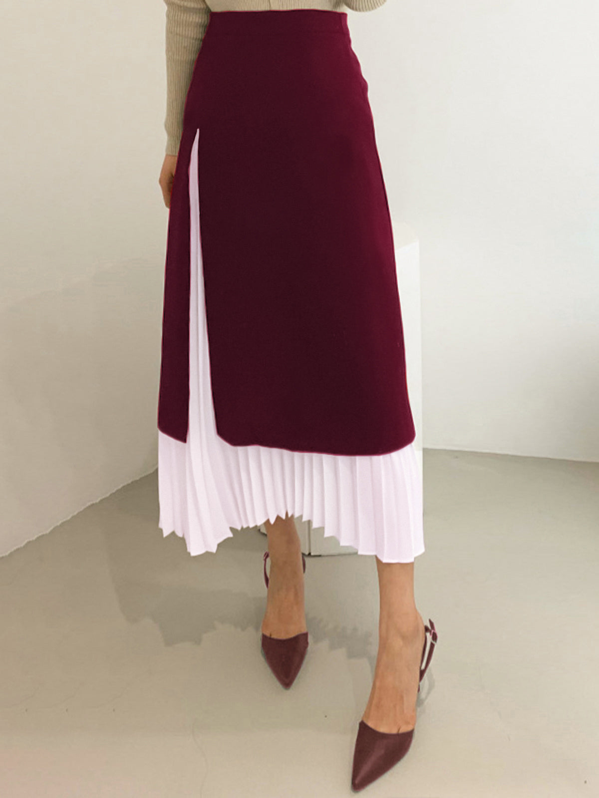 TrendAura women midi skirt black white two-tone fluid pleats elegant office evening style