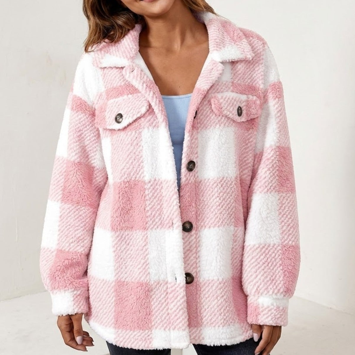 Women's loose checked jacket in cozy soft-touch fabric blend, relaxed silhouette for cold-weather city walks