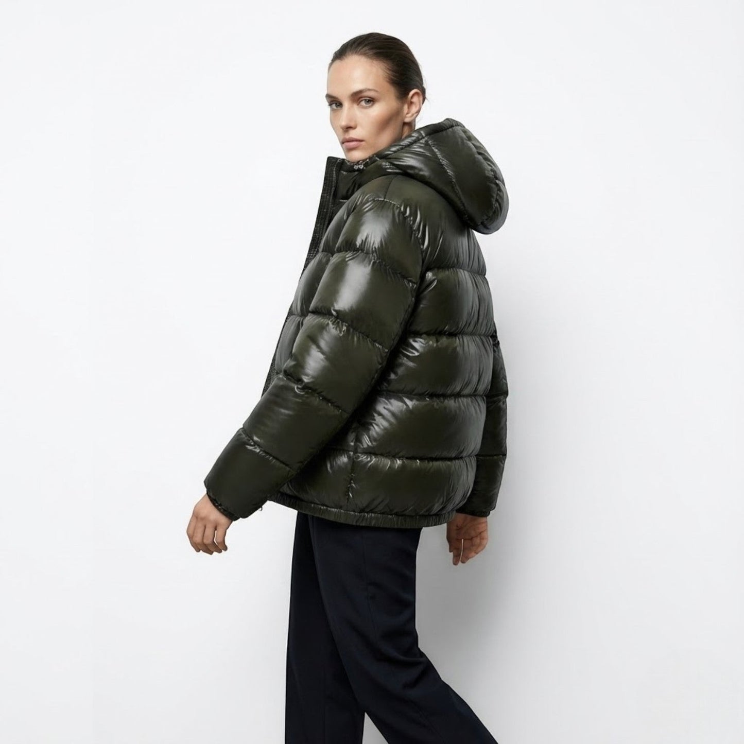 Women's lightweight quilted puffer jacket cozy winter coat with streamlined silhouette for everyday wear