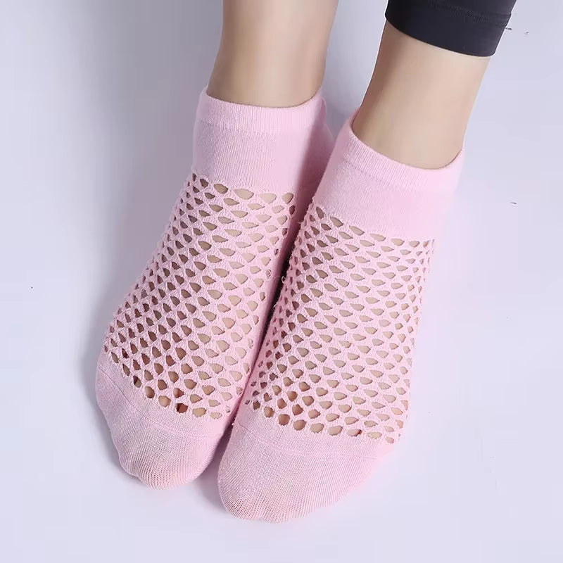 White cotton blend ankle socks set with breathable mesh panels and reinforced seamless toe design