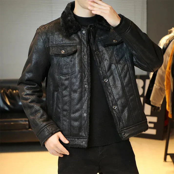 Men's slim fit genuine leather bomber jacket in classic silhouette with tailored luxe cut