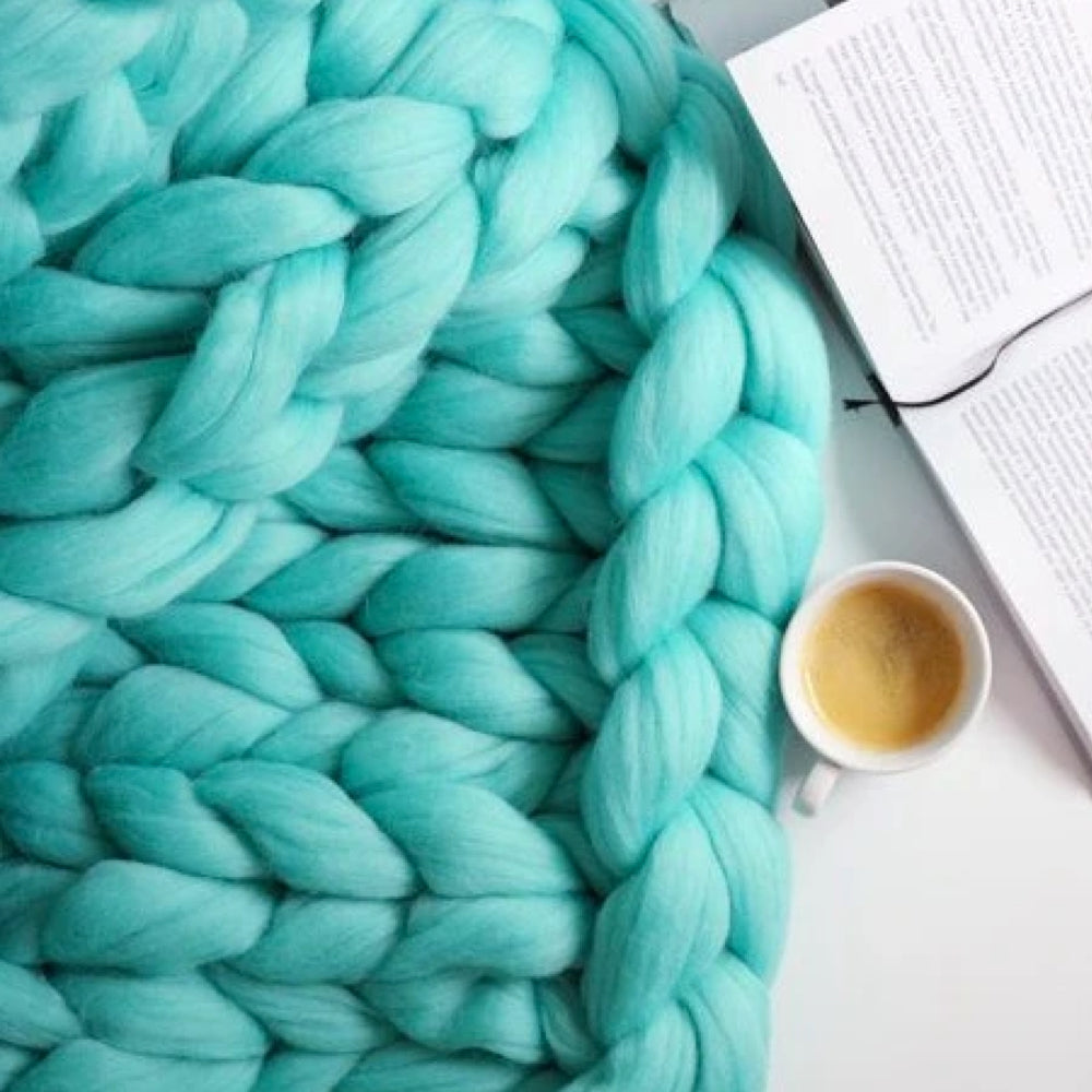 WinterWarm beginner knitting kit chunky wool blanket extra-thick cozy throw modern pattern
