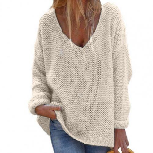 Women's casual pullover sweater in chic silhouette, breathable fabric for effortless all-day comfort