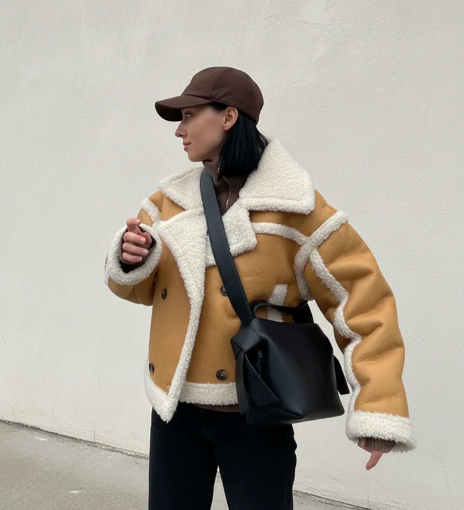 Women's cropped shearling aviator jacket, double-breasted with contrast trim, classic yet modern fit