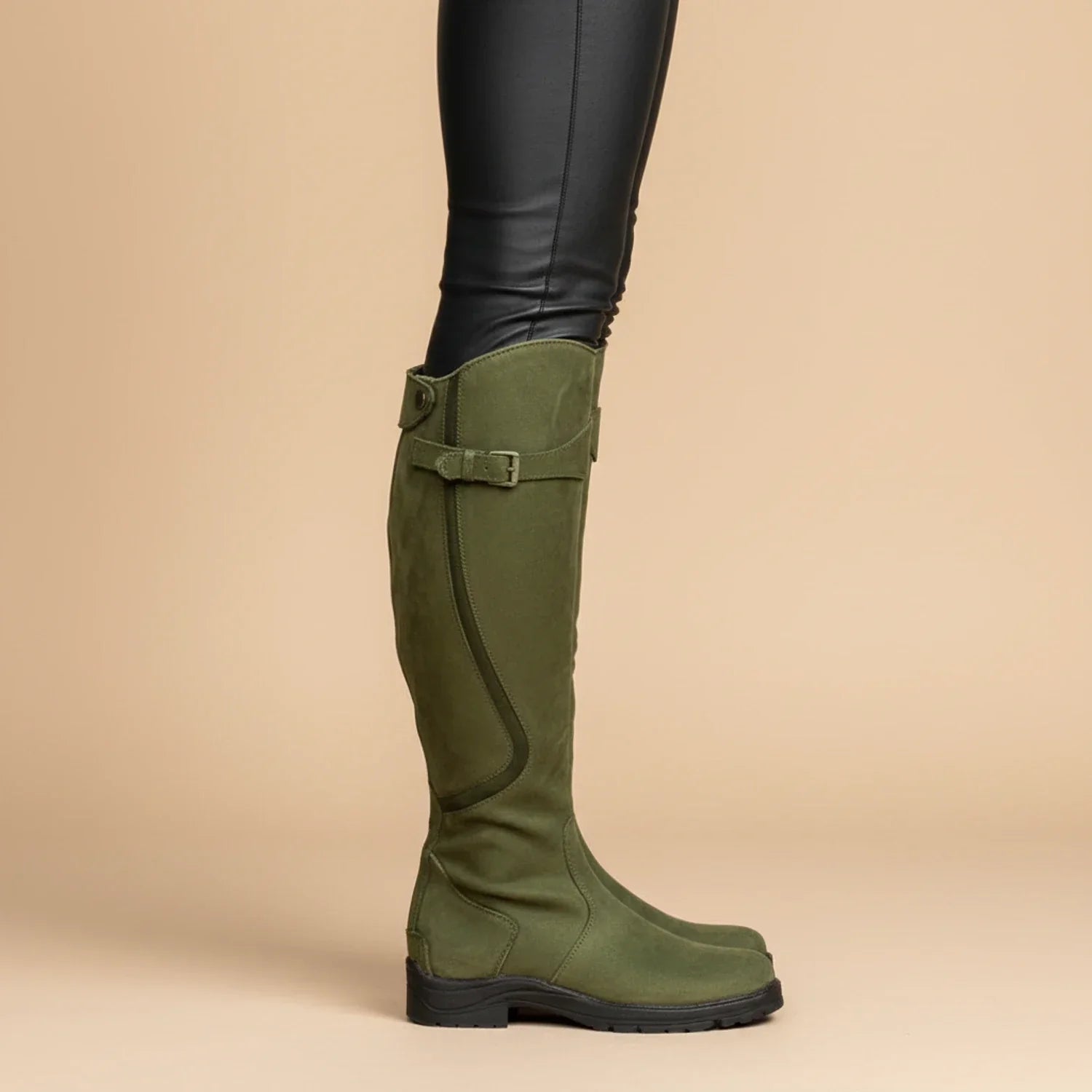 Women's leather knee-high riding boots flat heel equestrian style all-day comfort versatile brown
