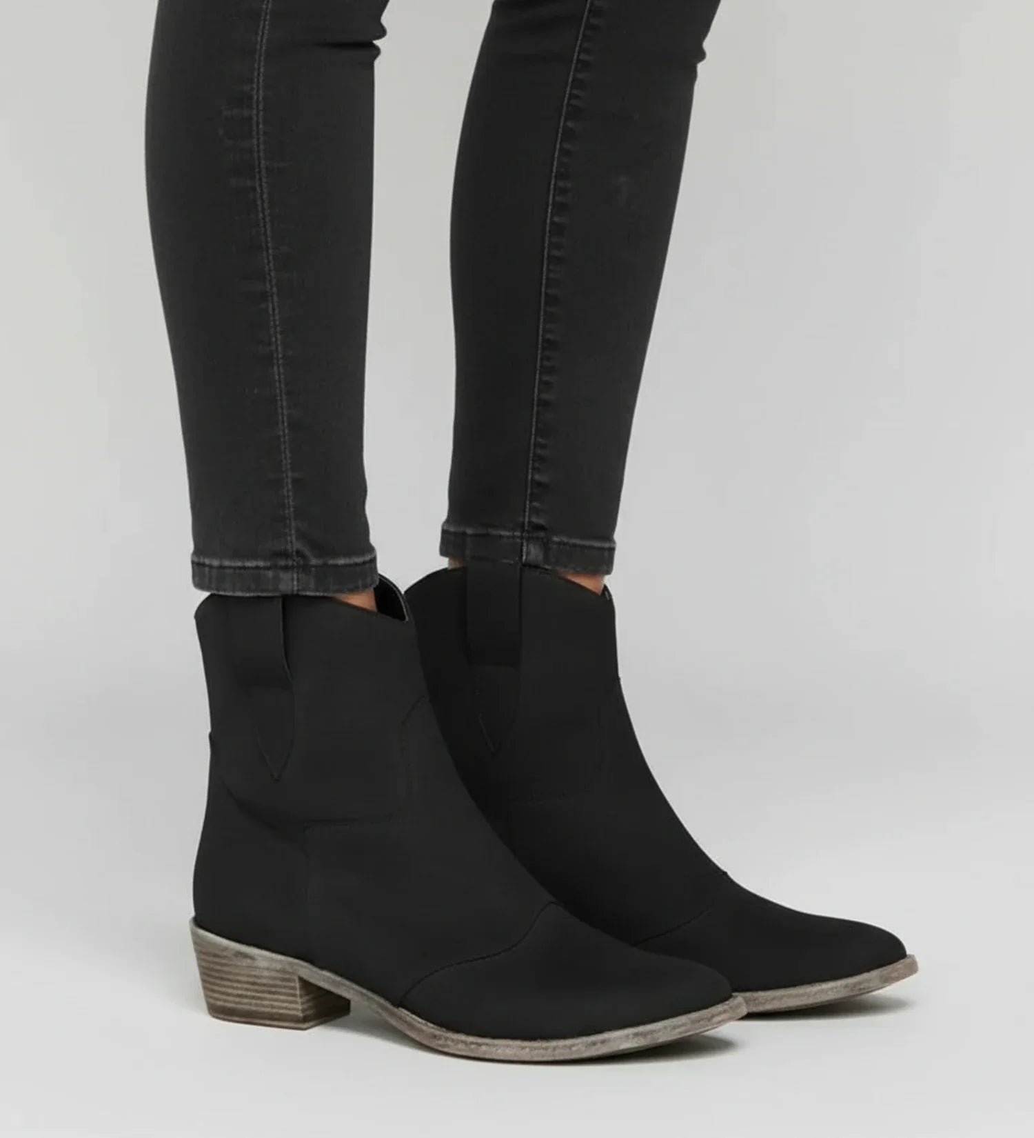 Women's brown western ankle boots low block heel slouch design easy pull-on cowboy style