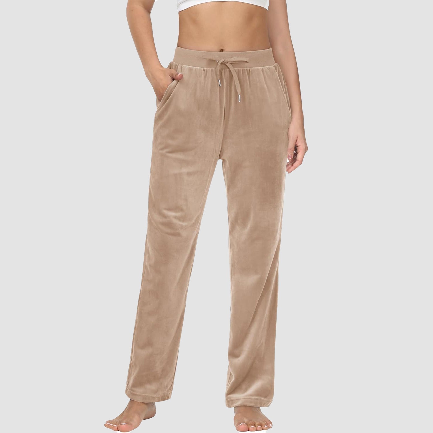 Women's fleece jogger pants with velvet lining, elastic waist, pockets, relaxed fit for lounge and yoga