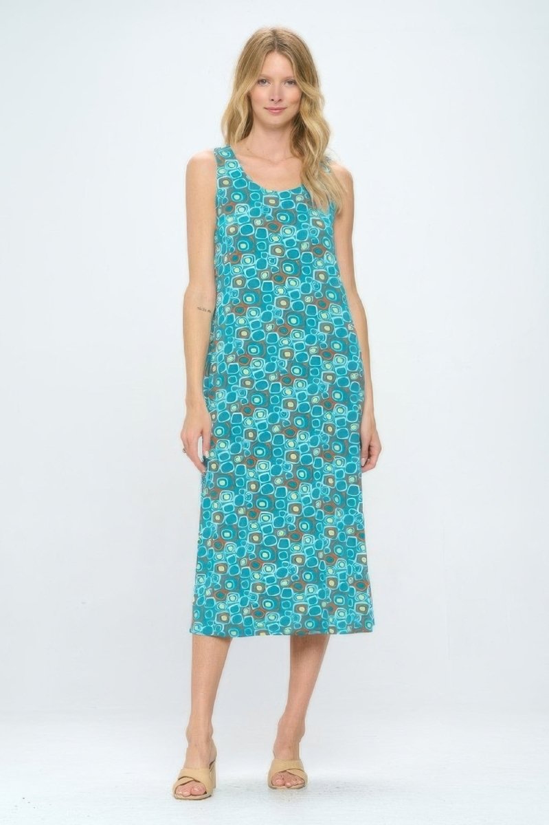 Plus size sleeveless maxi dress floral print soft round neckline stretchy tank style for curvy women