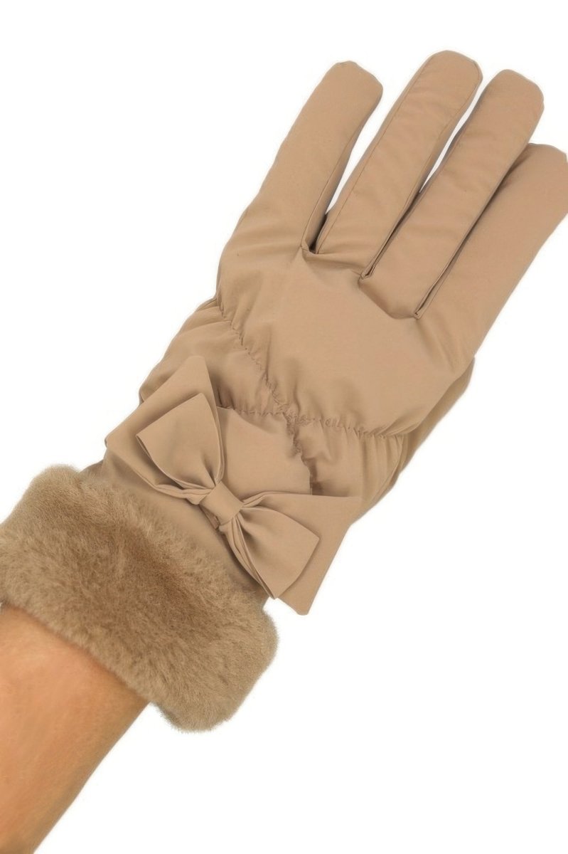 Women's black fleece gloves with faux fur cuff and smart touch fingertips for touchscreen use
