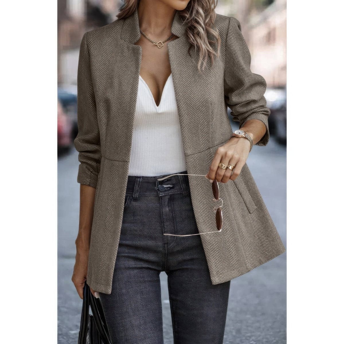 Women's wool blend overcoat mid-thigh tailored silhouette with functional pockets elegant everyday style