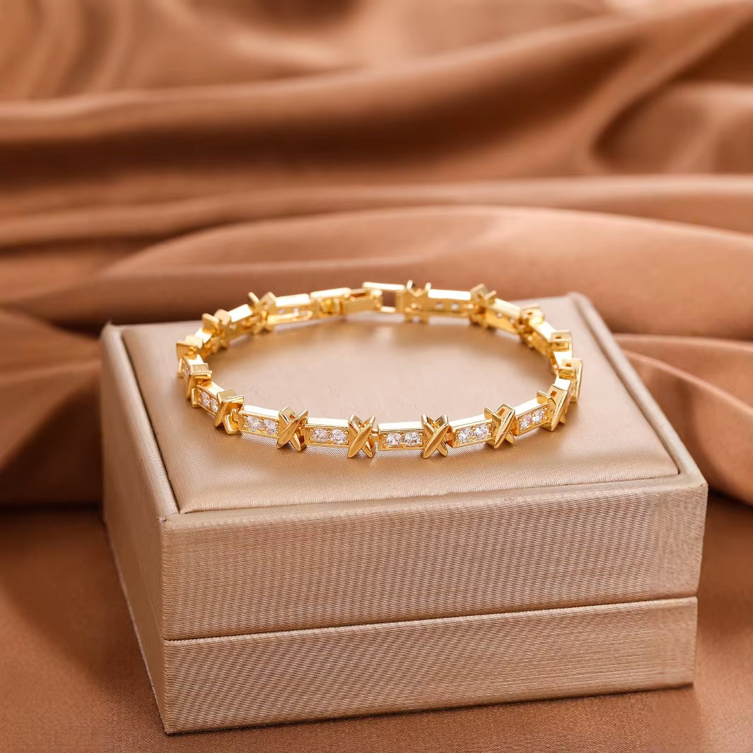 Unisex gold silver zircon bracelet bold X-link pavé cubic zirconia articulated flex fit